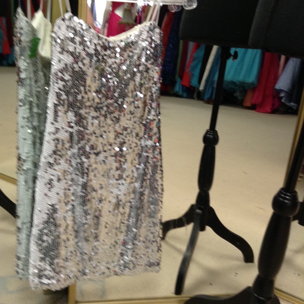 Lily rose short dress size 0 silver NWT